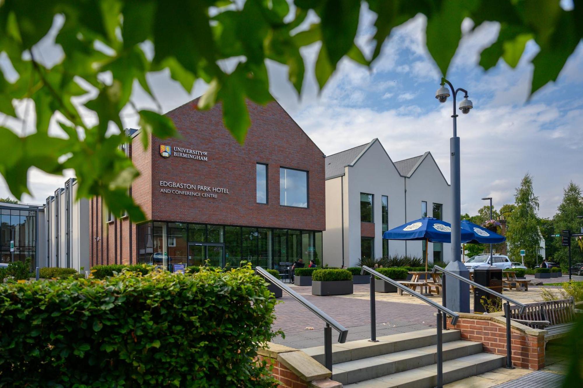 Edgbaston Park Hotel Бирмингам Екстериор снимка